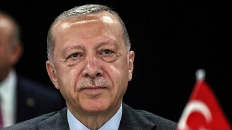 أردوغان يعلن قرب تصنيع تركيا لمسيرات "بيرقدار كيزيلما" القتالية